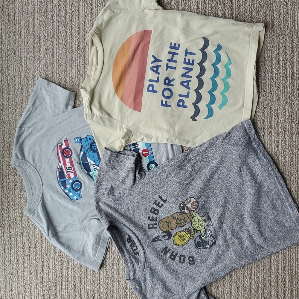 Set of 3 kids t-shirts, Star Wars, Cars, etc.